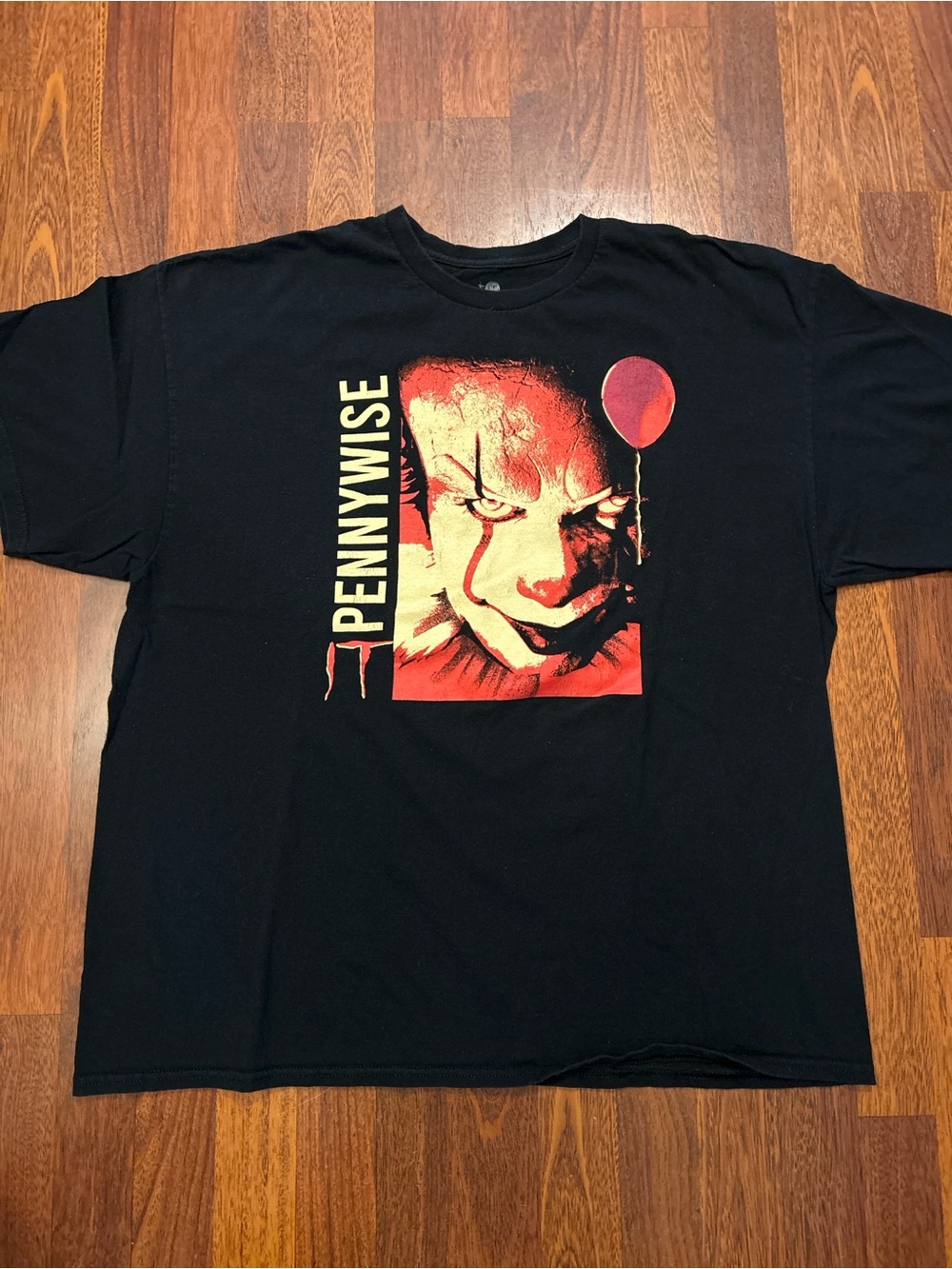Pennywise Stephen King It Horror Movie Graphic Tshirt Size XL